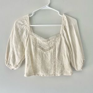 American Eagle Cropped Cream Top
